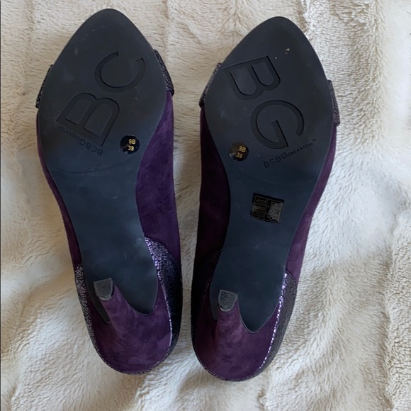 BCBG Purple Suede Platform Pumps - Picture 5 of 9